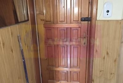 Apartament cu 3 camere semidecomandat în Central - 2