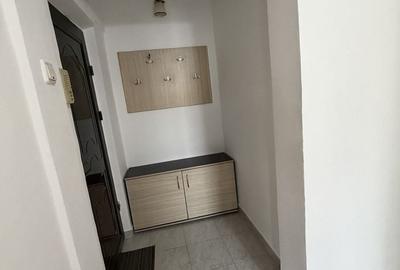 Garsonieră decomandată în Nord