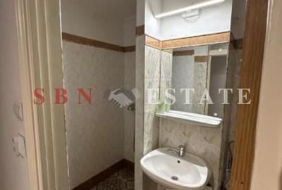 Garsonieră decomandată în Vitan