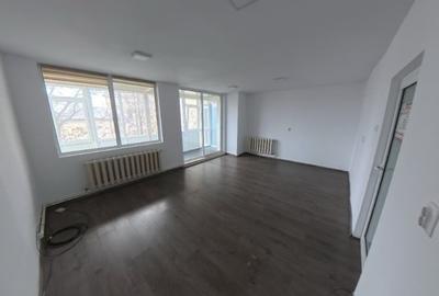 Spațiu comercial, de 33 mp, în Independenței - 1