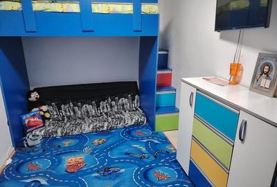 Apartament cu 3 camere semidecomandat în Central