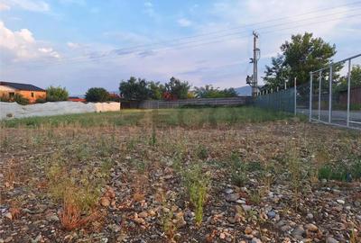 Teren de 642 mp, în Central - 4