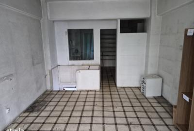 Spațiu comercial, de 73 mp, în Decebal