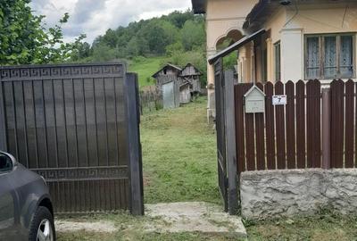 Casă cu 3 camere în Berlești - 1