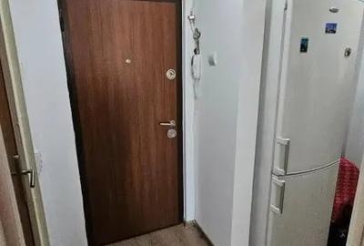 Apartament cu 2 camere decomandat în Drumul Taberei
