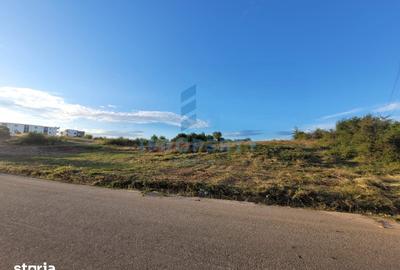 Teren de 2722 mp, în Războieni