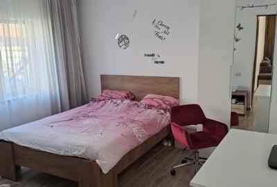 Casă cu 5 camere cu Teren 403 Mp în Central - 16