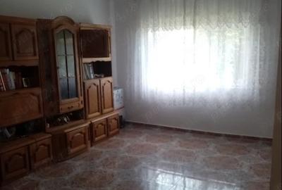 Casă cu 6 camere cu Teren 2200 Mp în Jilavele - 5