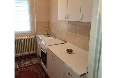 Apartament cu 2 camere semidecomandat în Brazda lui Novac