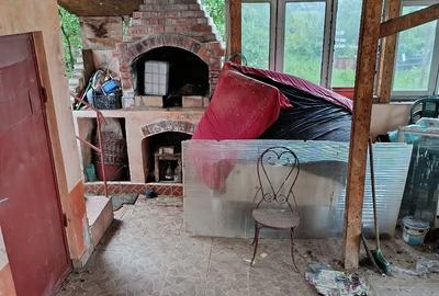 Casă cu 8 camere cu Teren 7500 Mp în Corbii Mari