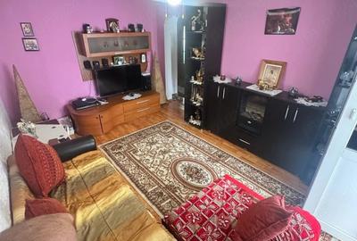Apartament cu 3 camere decomandat în Dărmănești - 7