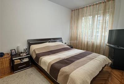 Apartament cu 2 camere semidecomandat în Piața Centrală