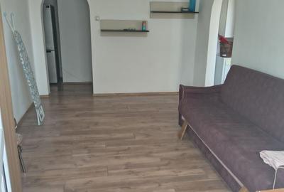 Apartament cu 2 camere semidecomandat în Dobroești