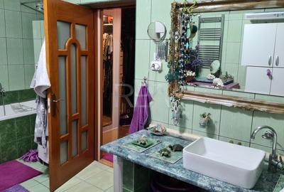 Casă individuală cu 10 camere cu Teren 633 Mp în Domnești - 41