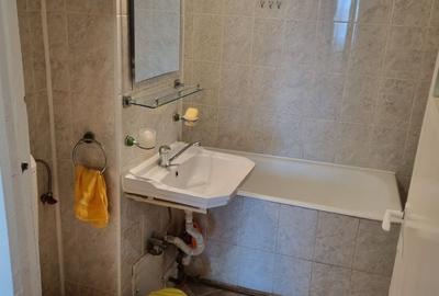 Apartament cu 3 camere decomandat în Gării