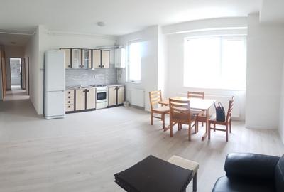 Apartament cu 3 camere semidecomandat, mobilat în Gheorgheni