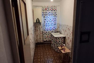 Apartament cu 3 camere decomandat în Central - 3