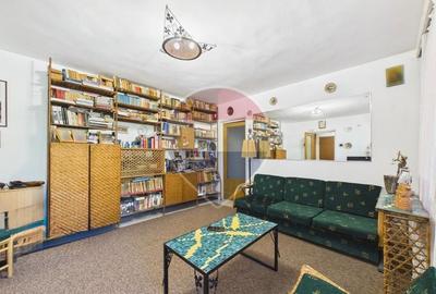 Apartament cu 3 camere semidecomandat, mobilat în Obor