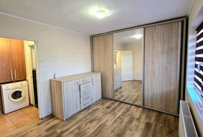 Apartament cu 3 camere decomandat, mobilat în Micro 16 - 5