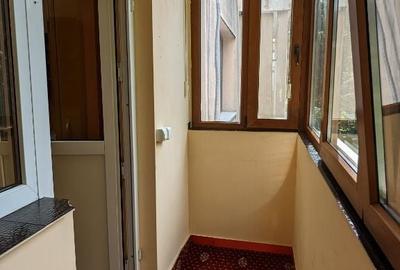 Apartament cu 3 camere decomandat în Berceni - 5