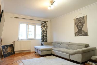 Apartament cu 2 camere decomandat în 1 Mai - 12