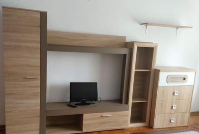 Apartament cu 3 camere decomandat în Central - 2