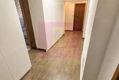 Apartament cu 3 camere decomandat în Unirii