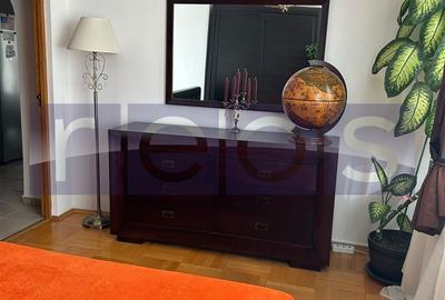 Apartament cu 3 camere semidecomandat, mobilat în Moșilor