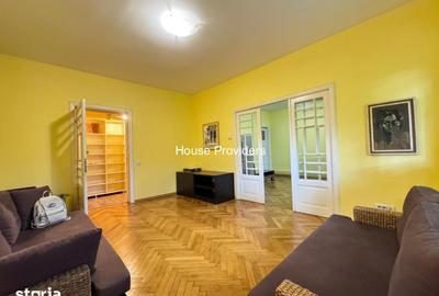 Apartament cu 3 camere în Centrul Civic