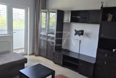 Apartament cu 3 camere semidecomandat, mobilat în Drumul Taberei