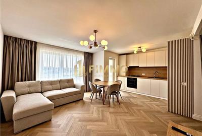 Apartament cu 2 camere semidecomandat, mobilat în Est
