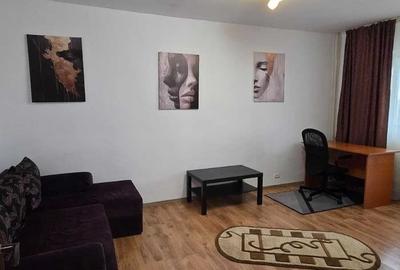 Apartament cu 3 camere decomandat în Militari