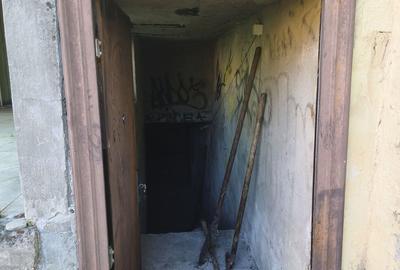Casă cu 2 camere cu Teren 400 Mp în Libertății