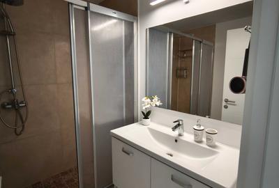 Apartament decomandat în Central - 2