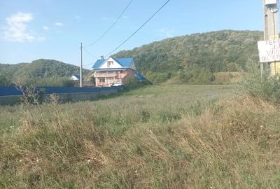 Teren de 3915 mp, în Central - 4