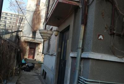 Casă individuală cu 14 camere cu Canalizare în Banu Manta - 7