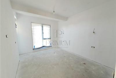 Apartament cu 3 camere semidecomandat în Dumbrăvița - 1
