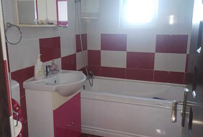 Apartament cu 2 camere decomandat în Apahida