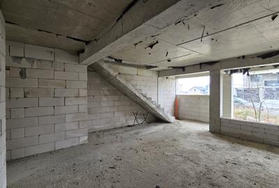 Duplex cu 6 camere cu Canalizare în Mamaia-Sat - 3
