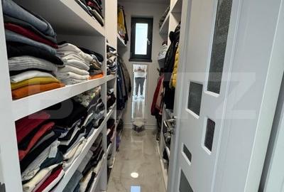 Casă cu 3 camere cu Teren 200 Mp în Central - 10
