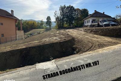 Teren de 440 mp, în Bujoreni