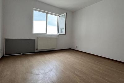 Apartament cu 4 camere în Central