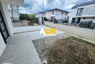 Apartament cu 3 camere în Cetate