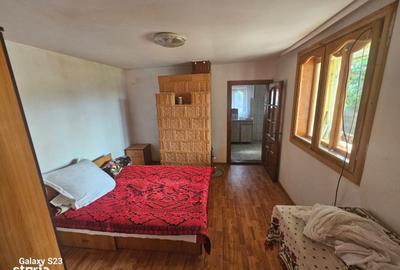 Casă cu 4 camere în Păstrăveni - 16
