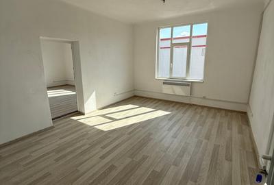 Apartament cu 26 camere în Mârșa - 2