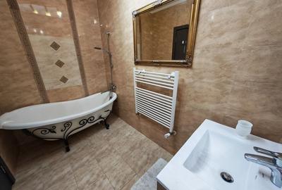 Apartament cu 2 camere semidecomandat în Exterior Vest