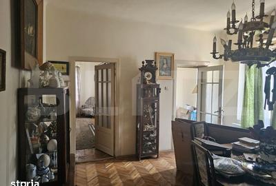 Casă cu 4 camere cu Teren 372 Mp în Central
