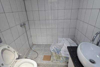 Casă individuală cu 4 camere cu Canalizare în Central - 2