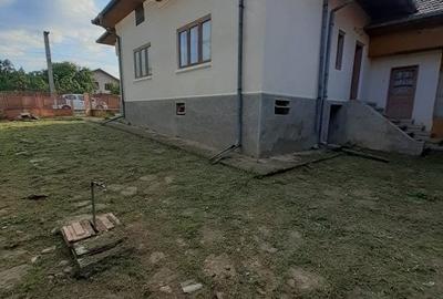 Casă individuală cu 4 camere cu Teren 998 Mp în Izvoarele - 18