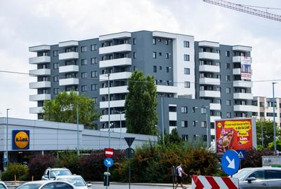 Garsonieră decomandată, mobilată în Păcii